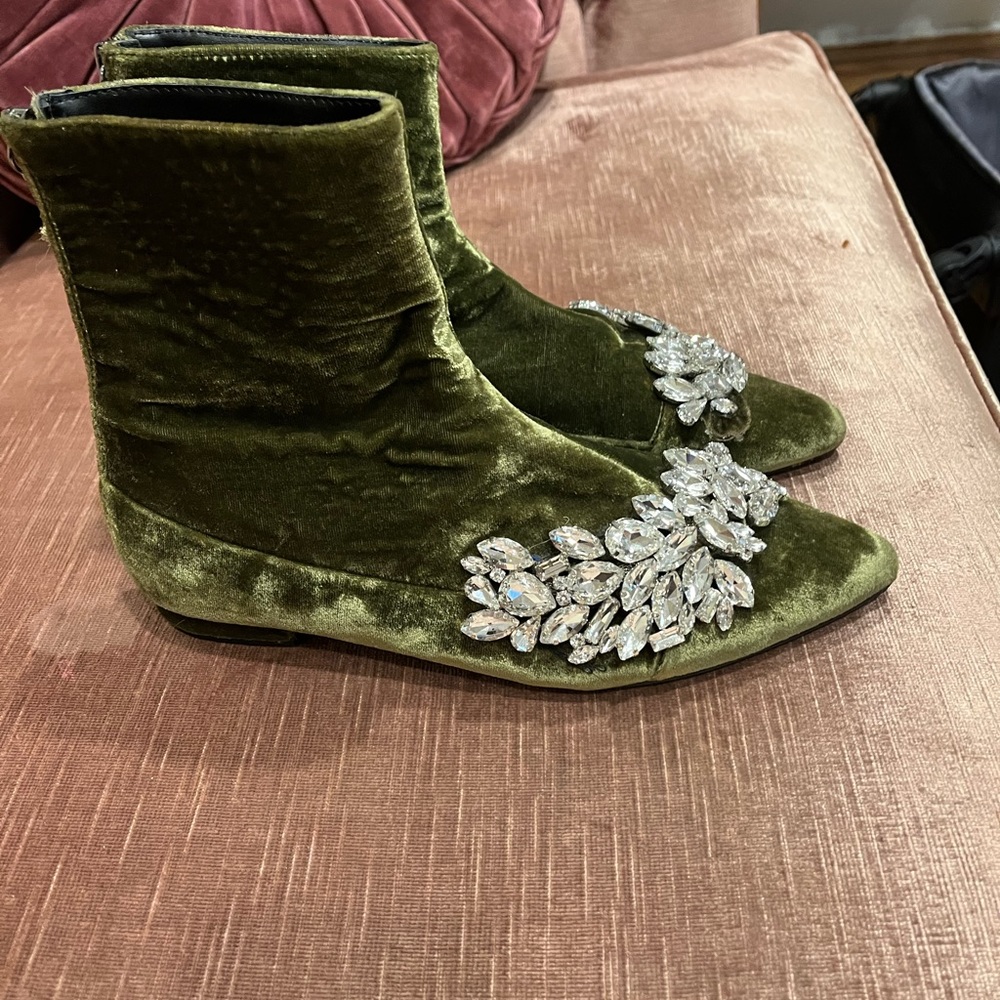 Green booties - Picture 13 of 16